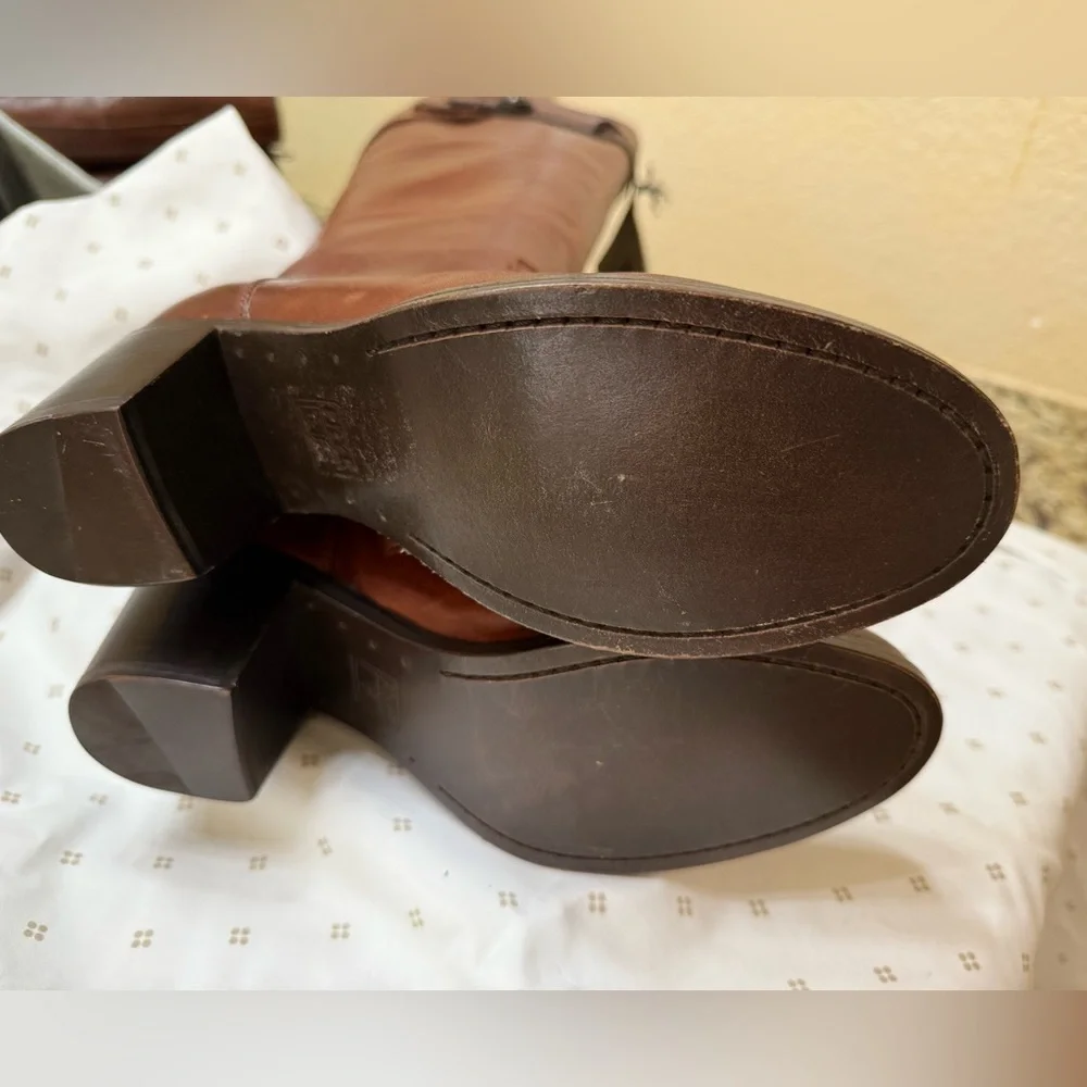 Frye Malorie Button Boots - New size 7.5 - Picture 6 of 7